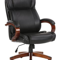 Кресло офисное BRABIX PREMIUM "Magnum EX-701" (дерево, рециклированная кожа, черное) 531827 в Добрянке - dobryanka.mebel24.online | фото 1